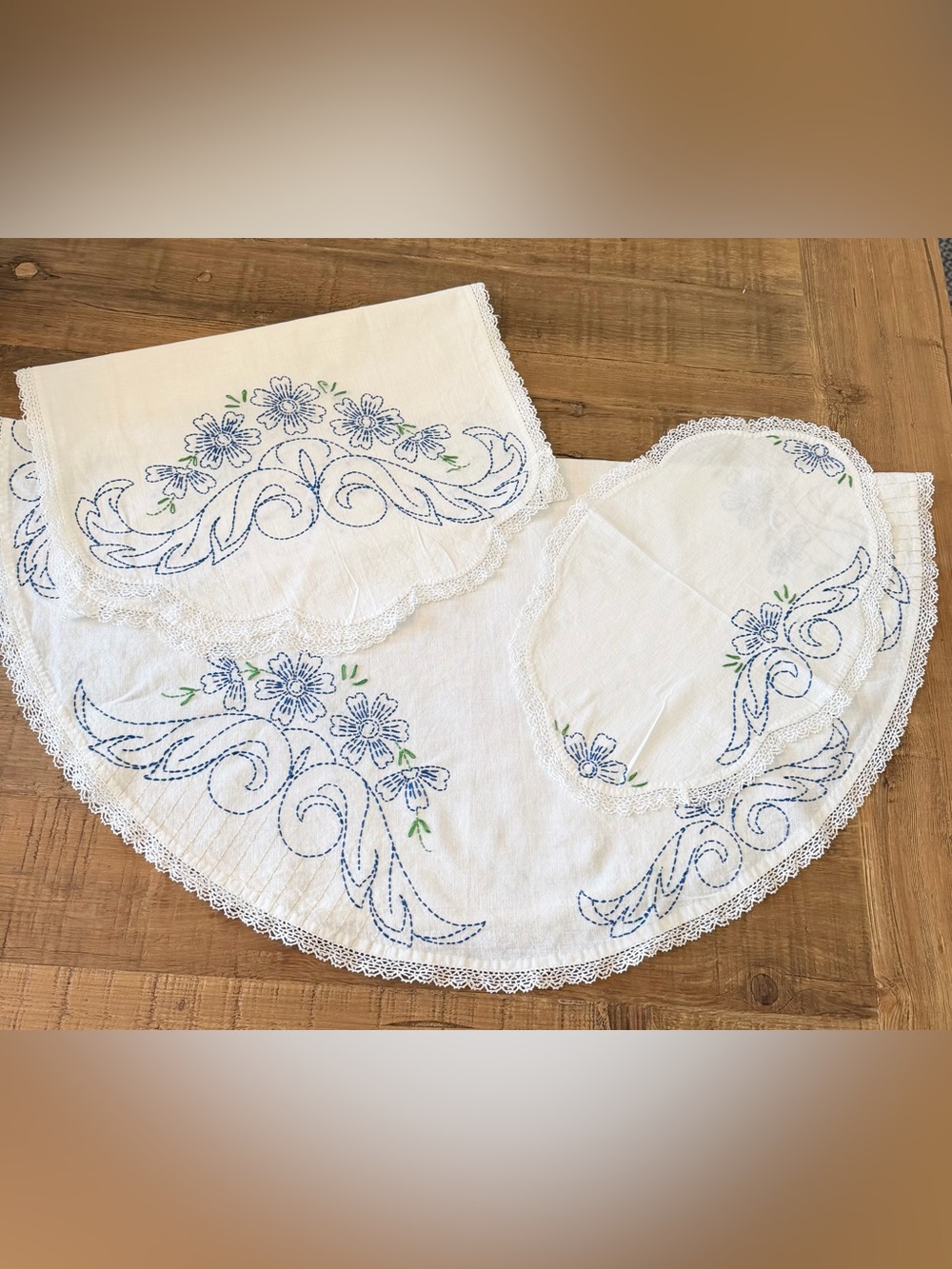 3 Pc Set Vintage Embroidered Table Linens. Runner | Doily | Table Topper.